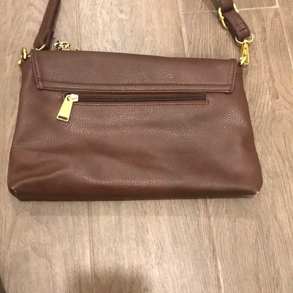 Maroon/ Brown crossover bag - Picture 4 of 5